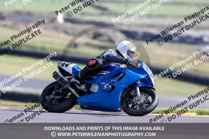 anglesey no limits trackday;anglesey photographs;anglesey trackday photographs;enduro digital images;event digital images;eventdigitalimages;no limits trackdays;peter wileman photography;racing digital images;trac mon;trackday digital images;trackday photos;ty croes